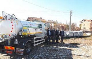 Aslanapa Belediyesi’ne yeni hibe vidanjör aracı