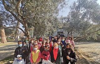 Aydınlı çocuklara giyecek yardımında bulunuldu