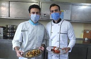 Aynı mesleği seçtiler birlikte kurs veriyorlar