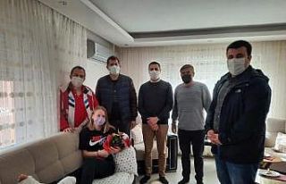 Ayvalıkgücü Kadın Voleybol Takımında “Ezgi”...