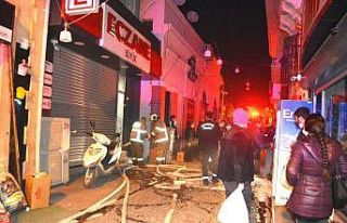 Ayvalık’ta ev yangını
