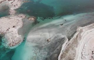 Azalan yağışlar, Salda Gölü’nü kuruma tehlikesi...