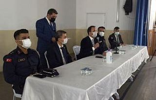 Bafra’da muhtarlarla “aşı bilgilendirme” toplantısı