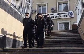 Bağcılar’da 2 milyon lirayı gasp eden şüpheliler...