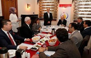 Bağımlılıkla mücadelede atılacak adımlar masaya...