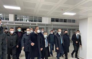 Bakan Kasapoğlu, Bozüyük Kapalı Spor Salonunda...