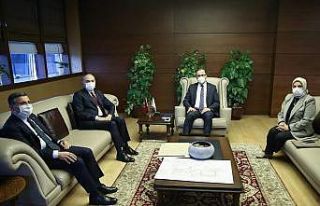 Bakan Kasapoğlu ile spor kompleksi için görüşme...