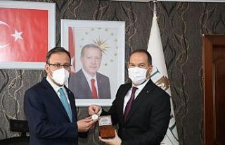 Bakan Kasapoğlu’dan Niğde Belediyesine ziyaret