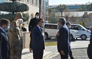 Bakan Yardımcısı Baydaş ve Jandarma Genel Komutanı...