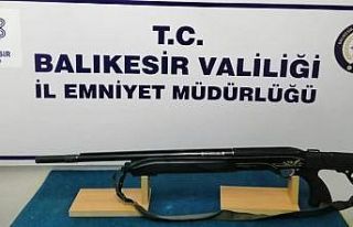 Balıkesir’de aranan 16 şahıstan 4’ü tutuklandı
