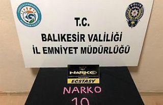 Balıkesir’de polisten 11 uyuşturucu şüphelisine...