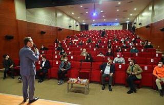 Başakşehir Yeni Medya Akademi’de mezuniyet heyecanı