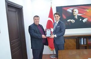 Başkan Alp’ten Kaymakam Yılmaz’a veda ziyareti