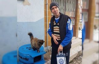 Başkan Çalışkan, engelli vatandaşın kedi evi...
