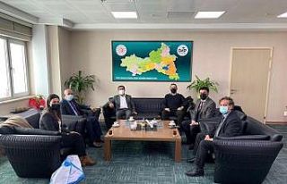 Başkan Ensari’den çiftçilere ekipman desteği