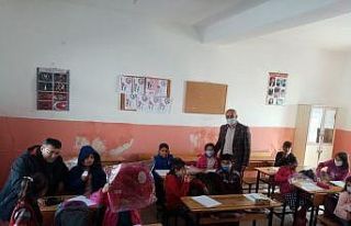 Başkan Ensari’den okul ziyareti