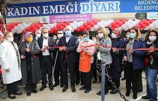 Başkan Gültak, kooperatif üyesi kadınlarla Kadın...