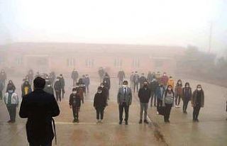 Başkan İnal, öğrencileri yalnız bırakmadı