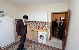 Başkan Özcan, diyabet hastası kadın ve çocuklarına...