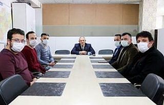 Başkan Öztürk belediye personelinin kandilini kutladı