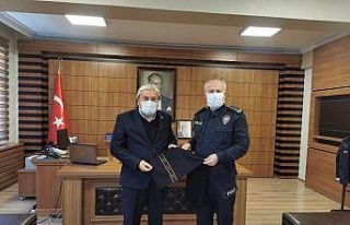 Başkan Şahin: "Emniyet personelimiz tüm övgüleri...