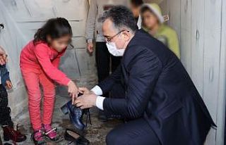 Başkan Savran, “Hayırlı Olsun” çiçeklerini...