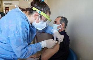 Başkan Tanış korona virüs aşısı oldu