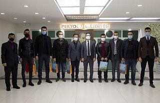 Başkan Vekili Aslan gençlerle buluştu