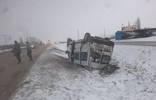 Başkent’te minibüs kazası: 10 yaralı