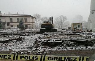 Başkent’teki bir temel kazısından insana ait...