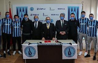 Belediye Kütahyaspor’dan imza şov