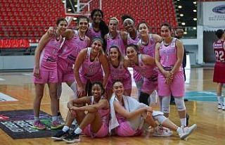 Bellona Kayseri Basketbol boyalı alanda 42 sayı...