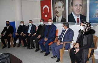 Besni heyeti Başkan Dağtekin ile bir araya geldi