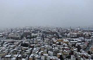 Beyaz gelinliğini giyen tarihi yarımada havadan...