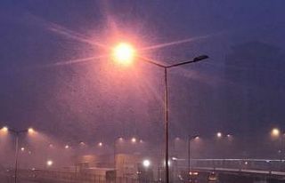 Beylikdüzü’nde şiddetli kar yağışı etkili...