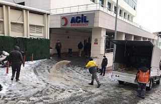 Beyoğlu’nda karla mücadele aralıksız devam ediyor