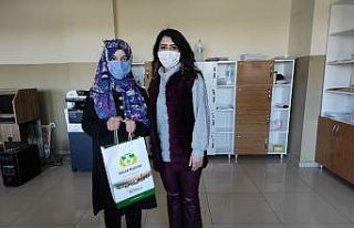 Bilgisayarı olmadığı için uzaktan eğitimden...