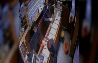 Birinci kattaki evlerden hırsızlık yapan kardeşler...