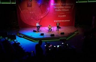 Bodrum Belediyesi yerel sanatçıların yanında