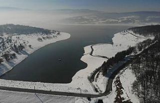 Bolu’da kar yağışı barajlardaki su seviyesini...