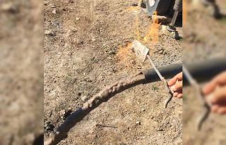 Borudan hem su aktı hem alev yükseldi