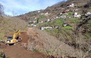 Bu köyün her ihtiyacı devletten yardım beklemeden...