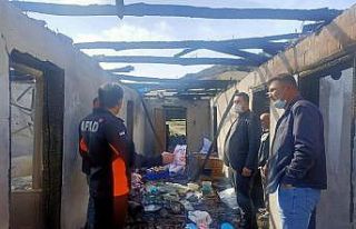 Bucak’da çıkan yangında ev kullanılamaz hale...