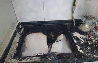 Burhaniye’de evin mutfağında çıkan yangını...