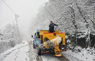 Bursa’da yoğun kar mesaisi