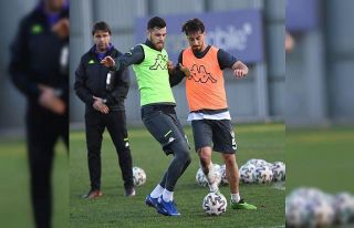 Bursaspor, Giresunspor maçı hazırlıklarına 12...