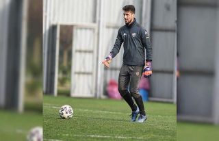 Bursaspor yönetimi Ataberk Dadakdeniz’in sözleşmesini...