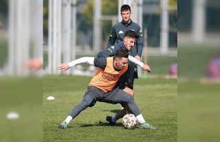 Bursaspor’da Menemenspor maçı hazırlıkları...