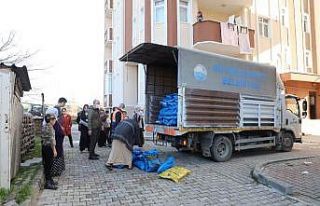 Büyükçekmece Belediyesi bin aileye kömür dağıttı