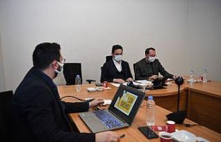 Büyükşehir Belediyesi 3. Kadı Burhaneddin Şiir...